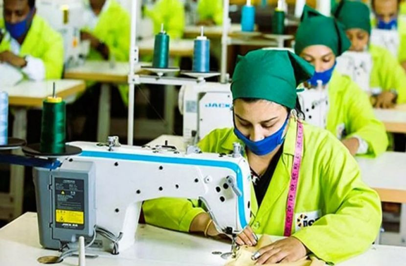 1.2 lakh workers in fear of losing their jobs to artificial intelligence and automation